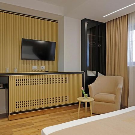 Mark Hotel Tirana Bërxull Extérieur photo