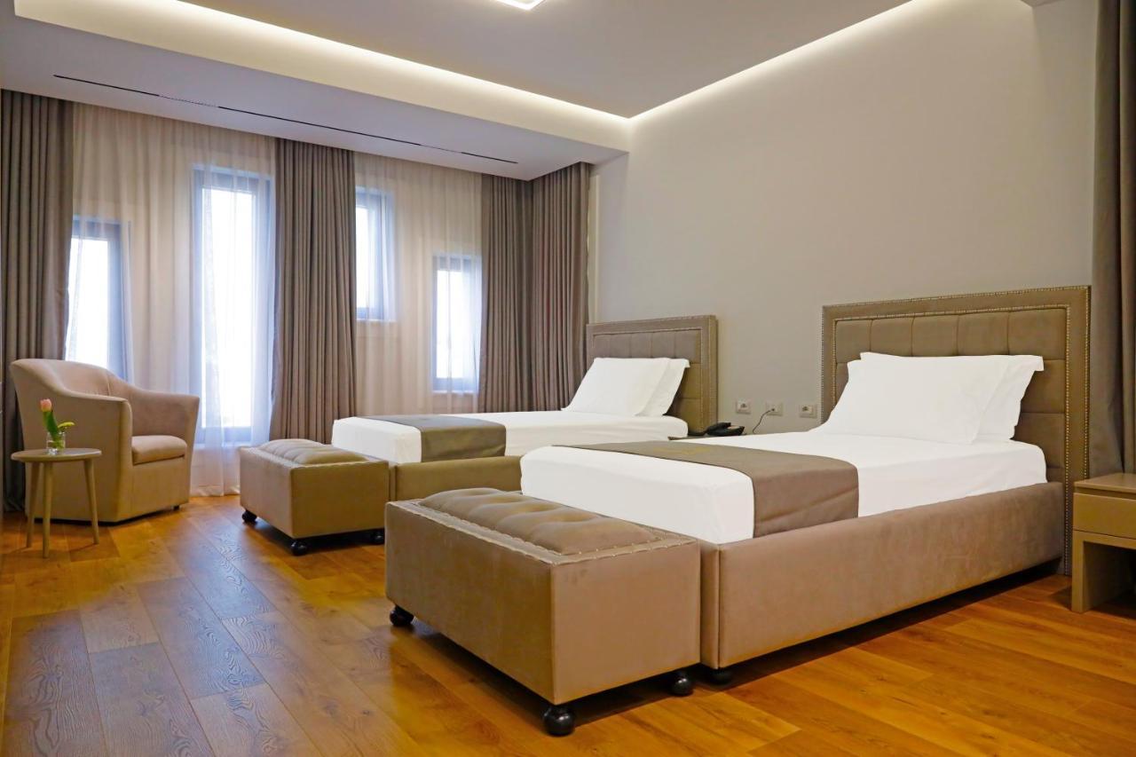 Mark Hotel Tirana Bërxull Extérieur photo
